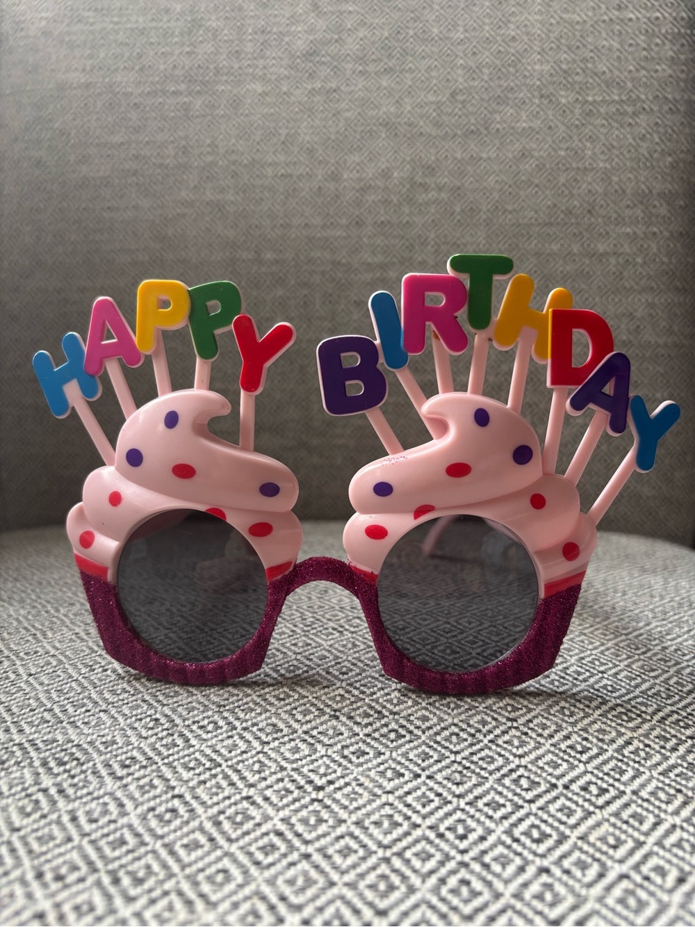 Pink Cupcake “Happy Birthday” Sunglasses – Fun Party Accessory